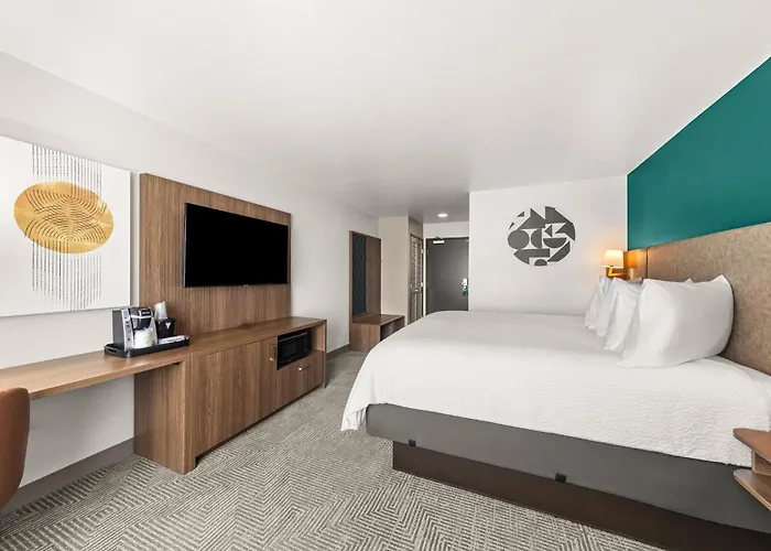 Hotel Austin North By Ihg