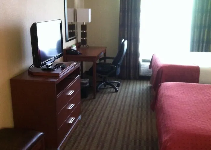 Austin North By Ihg Hotel 3*